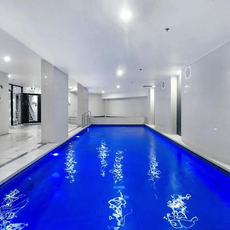 Modern 2 Bedroom Apartment In Sierra Grand - Coasthm Gold Coast Eksteriør billede