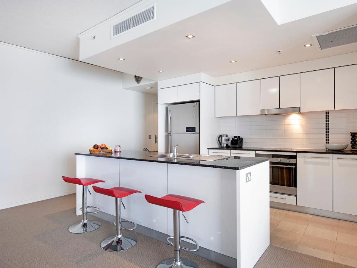 Modern 2 Bedroom Apartment In Sierra Grand - Coasthm Gold Coast Eksteriør billede